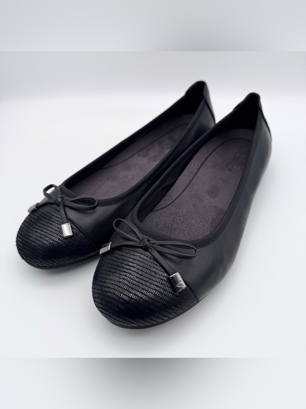 Vionic Minna Ballet Flats Black Leather Women 9 Wide Orthotic Comfort Shoes - Picture 3 of 10